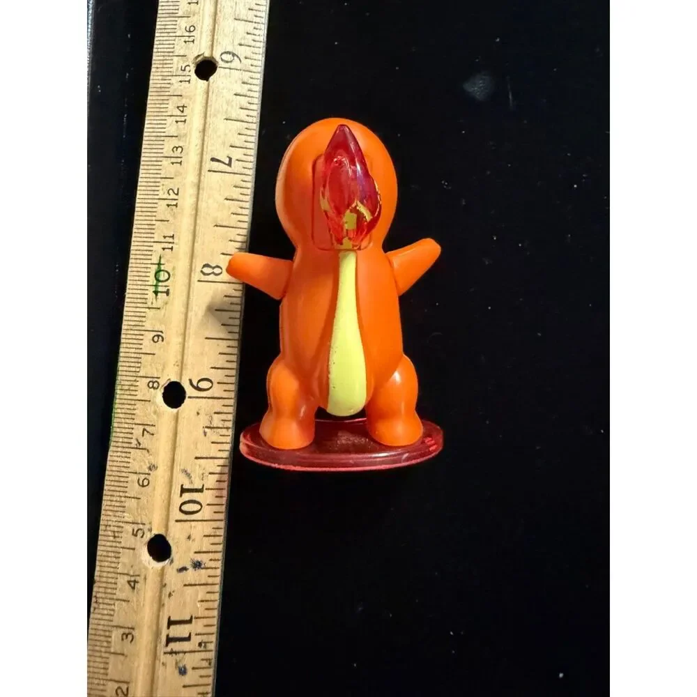 Vtg 1999 Burger King Pokemon Charmander 2.5 inch fig on red base